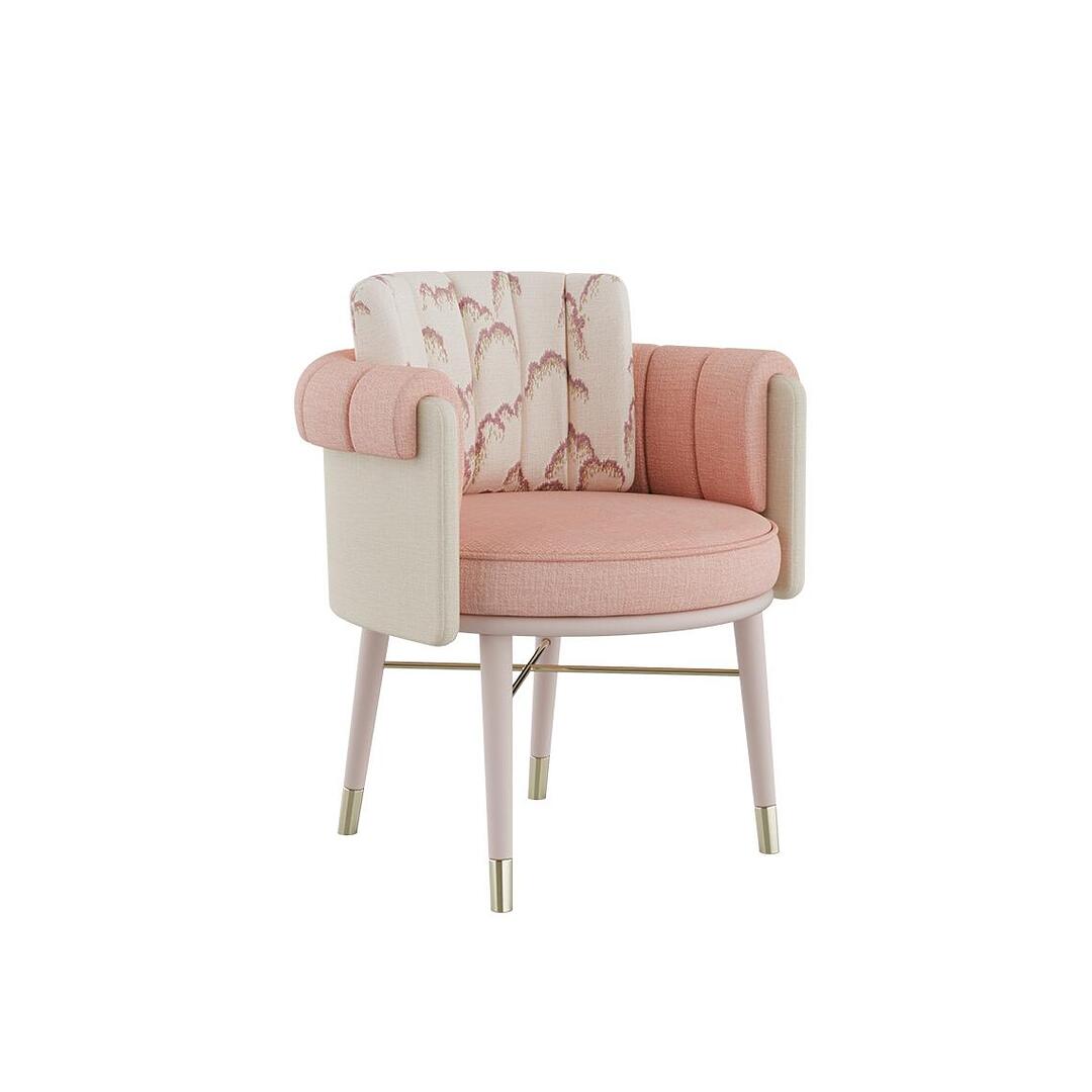 Helen dining chair positioned at a 45º angle, dressed in plain wool fabric by Dedar with a patterned weave, supported by white lacquered wood legs and embellished with polished brass accents.