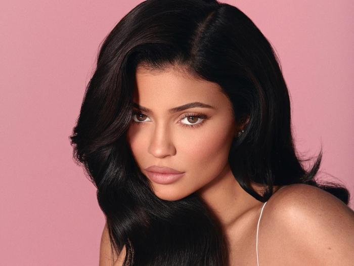 Kylie Jenner - Kylie Jenner Glam Room by Martyn Lawrence